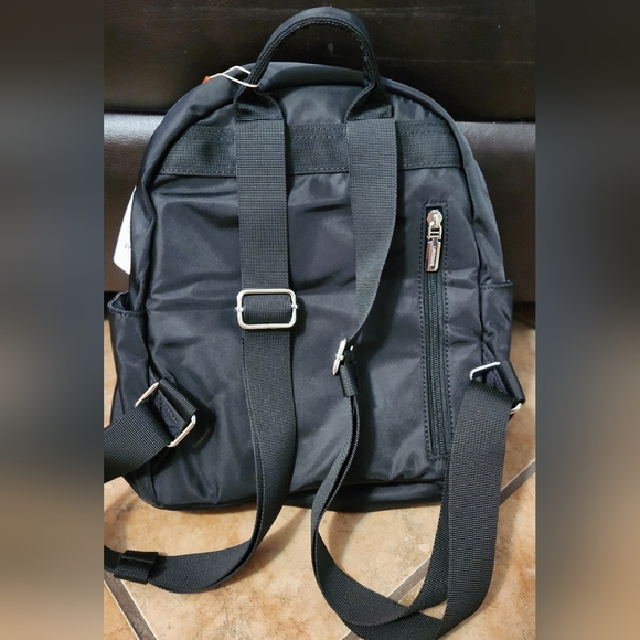 Lovevook Mini Backpack - Picture 7 of 8